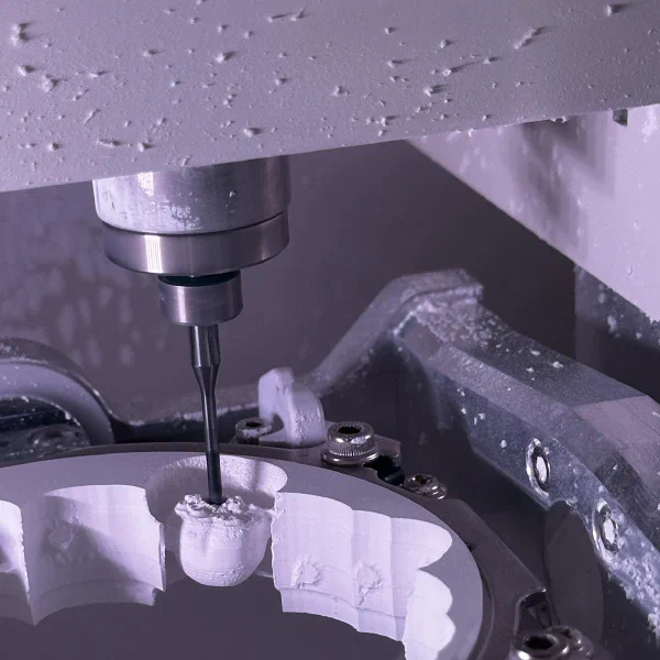 Mazak Variaxis C-600